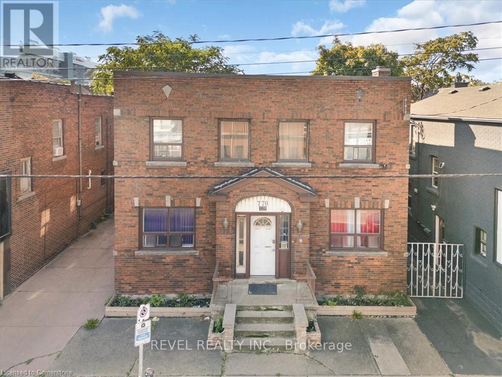 770 Barton St E, Hamilton, ON L8L 3B1