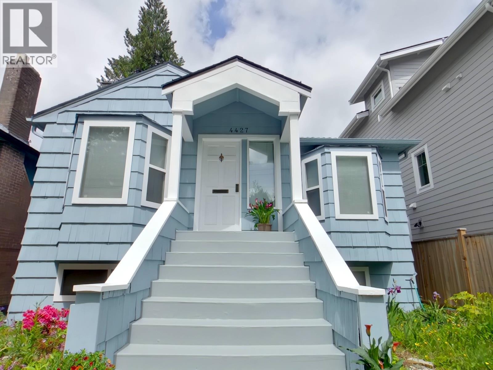 4427 W 16th Ave, Vancouver, BC V6R 3E7