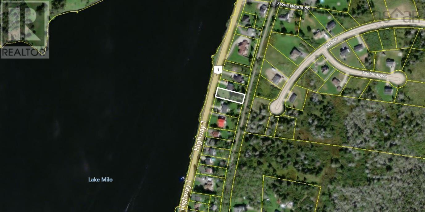 Lot Highway 1, Dayton, NS B5A 4A5