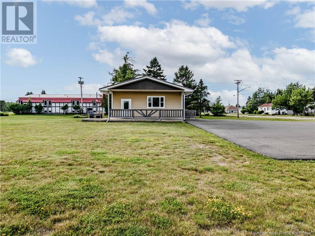 9586 Main St, Richibucto, NB E4W 4E6