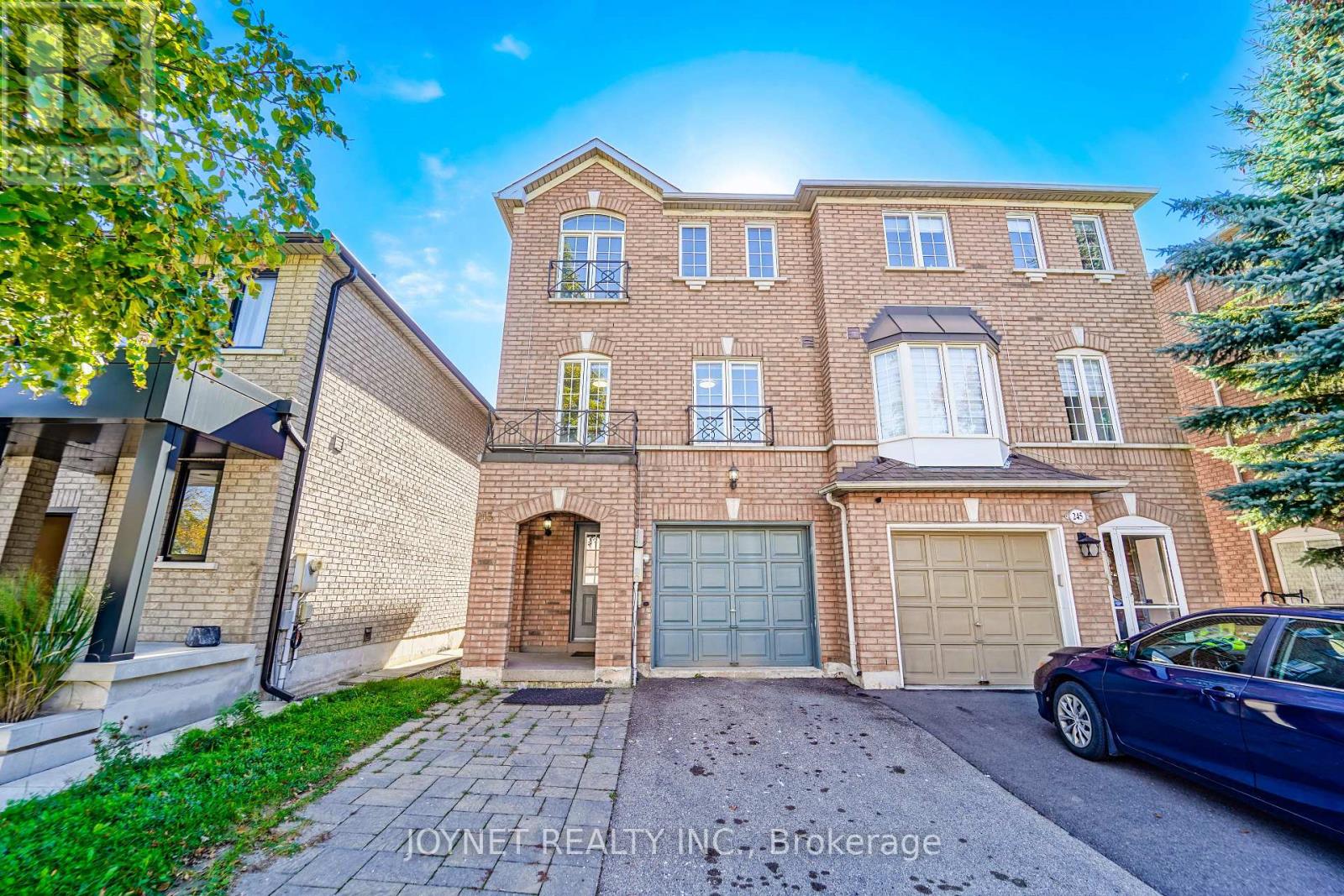 243 Yellowood Cir, Vaughan, ON L4J 8M2