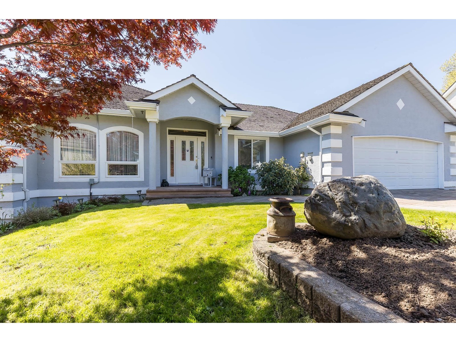 35148 Knox Cres, Abbotsford, BC V3G 2W3