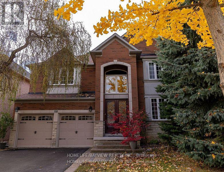 8 Pico Cres, Vaughan, ON L4J 8P4