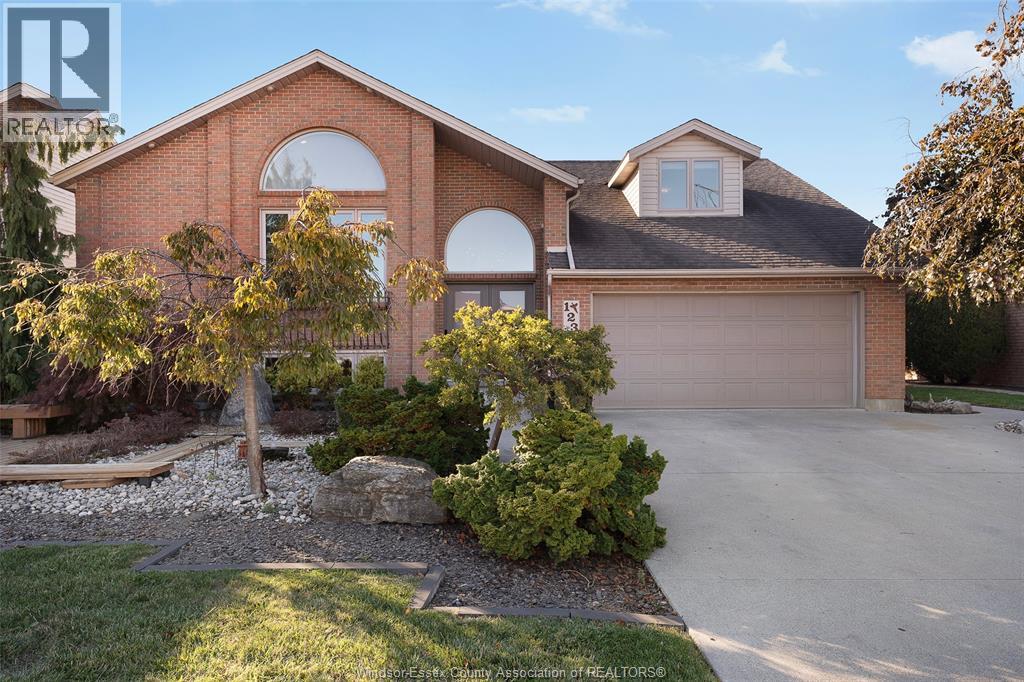 123 Pheasant Run, Lakeshore, ON N8L 0Z7