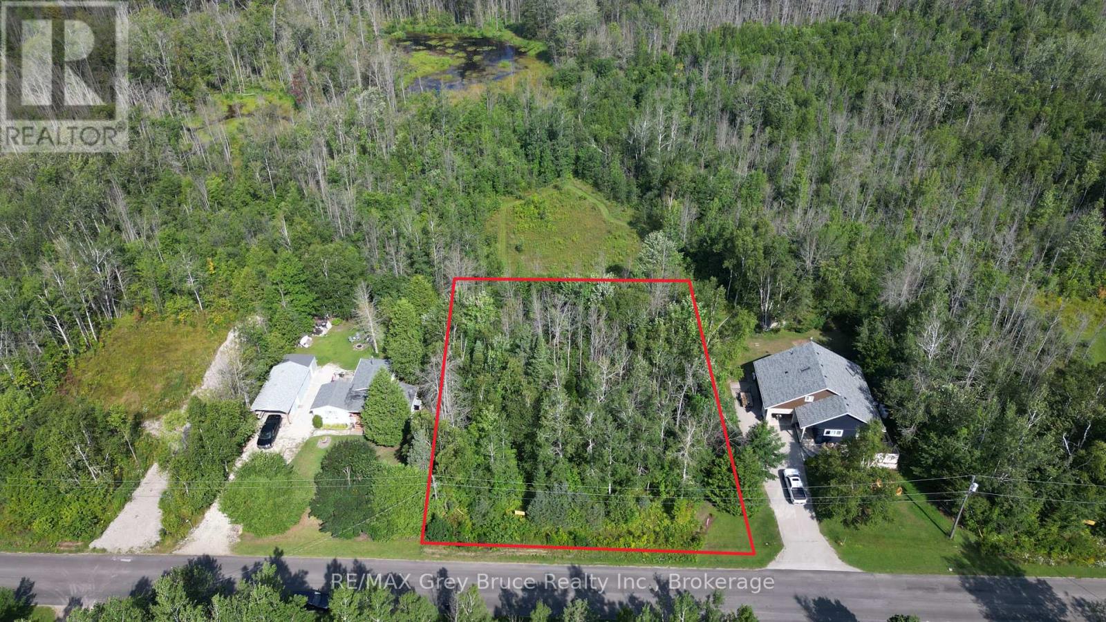 127 Maple Dr, Northern Bruce Peninsula, ON N0H 1Z0