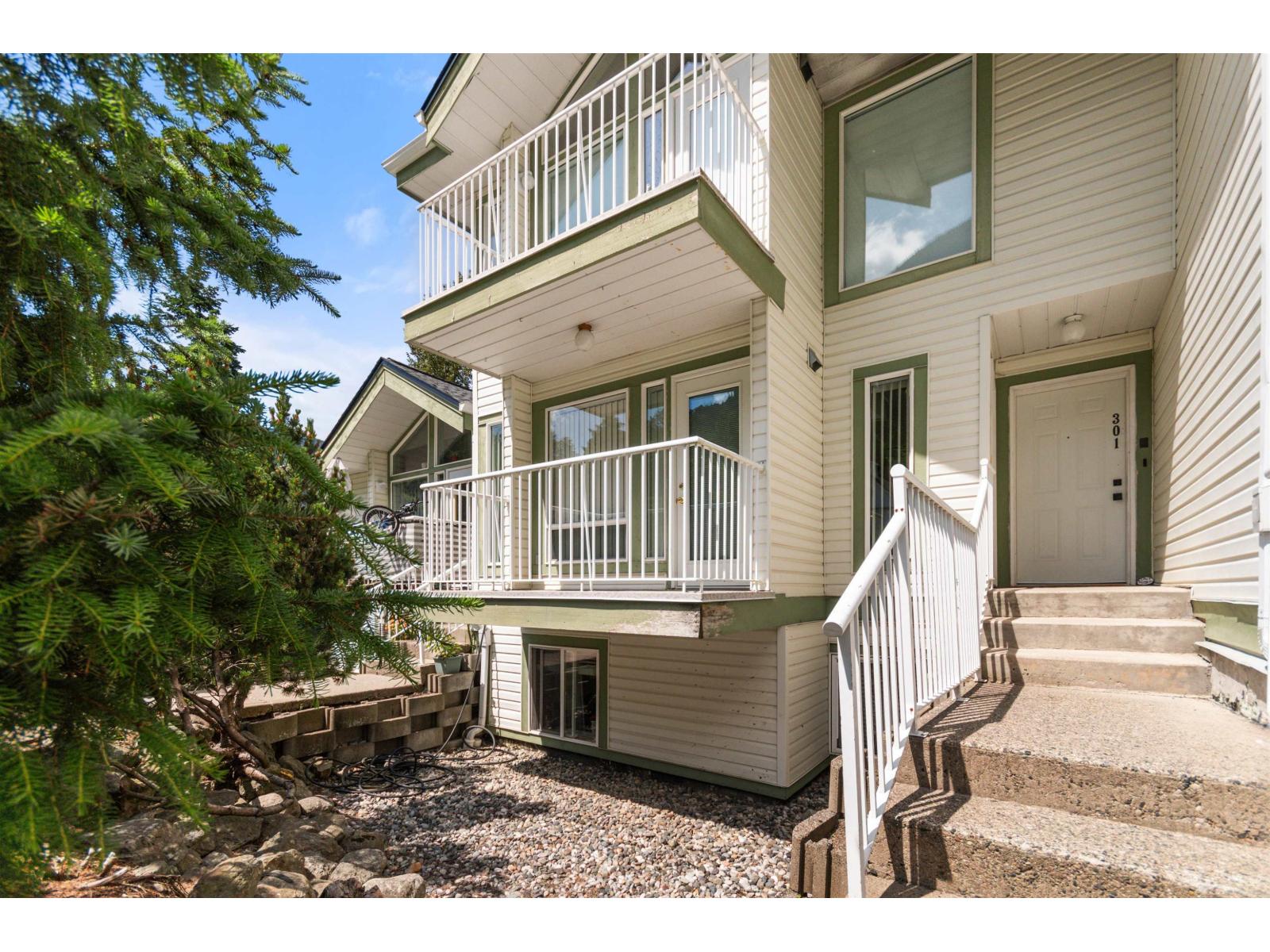 1275 Scott Drivehope Unit 202, Hope, BC V0X 1L4