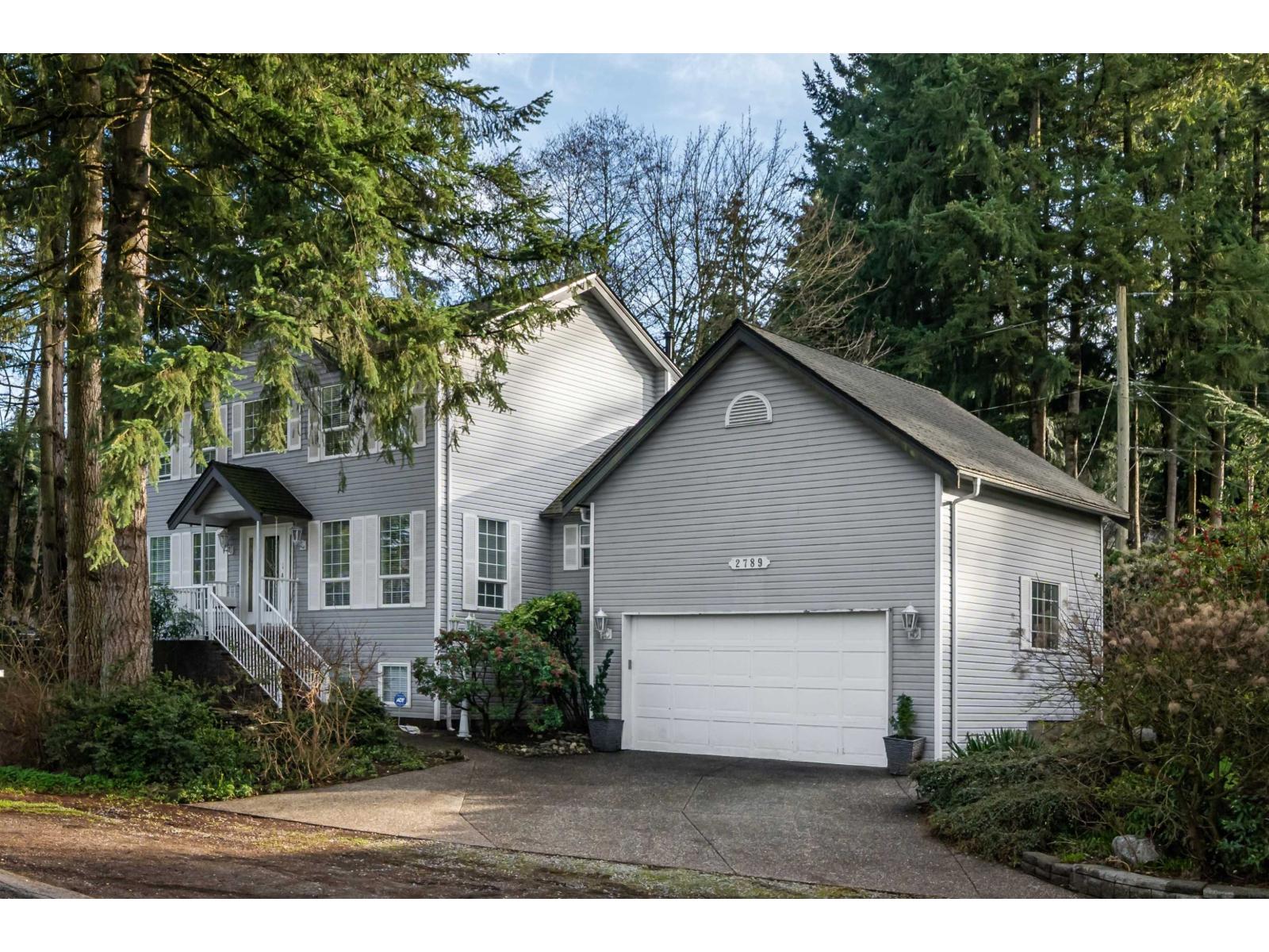 2789 Cranley Dr, Surrey, BC V4P 1E2