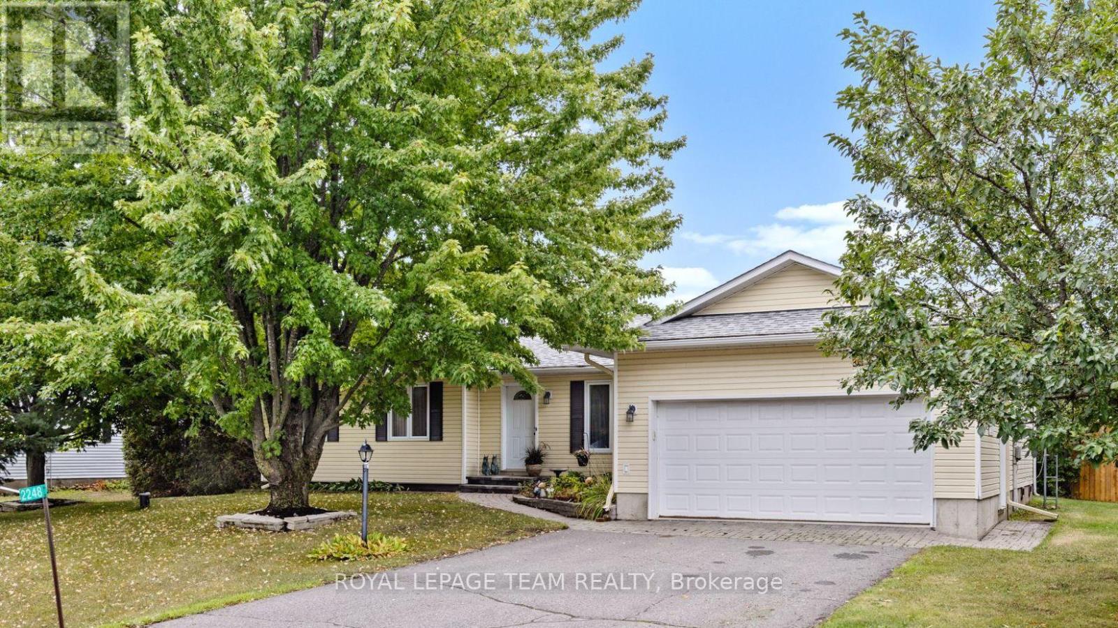 2248 Wallingford Way, Ottawa, ON K0A 2T0
