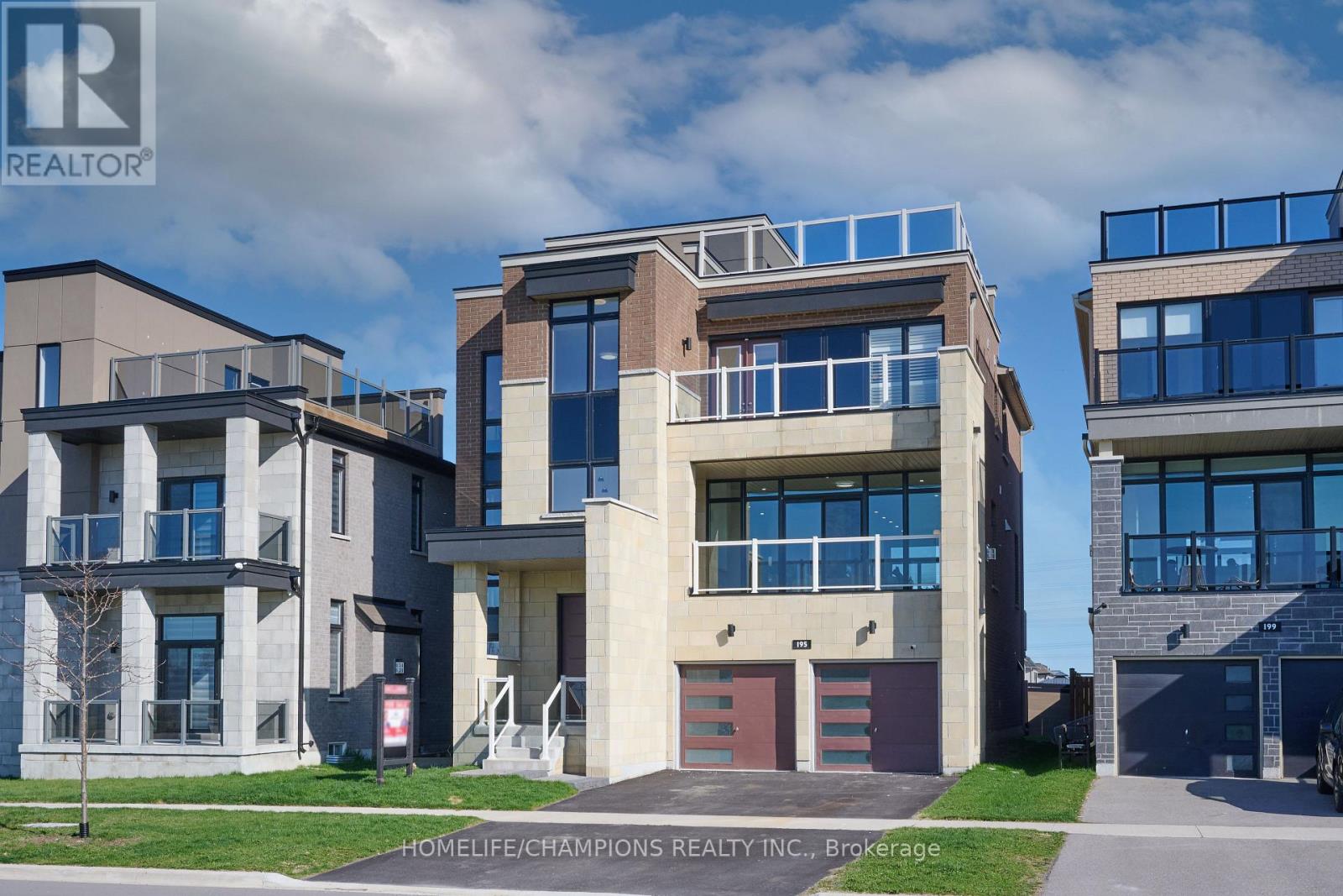 195 Port Darlington Rd, Clarington, ON L1C 2W3