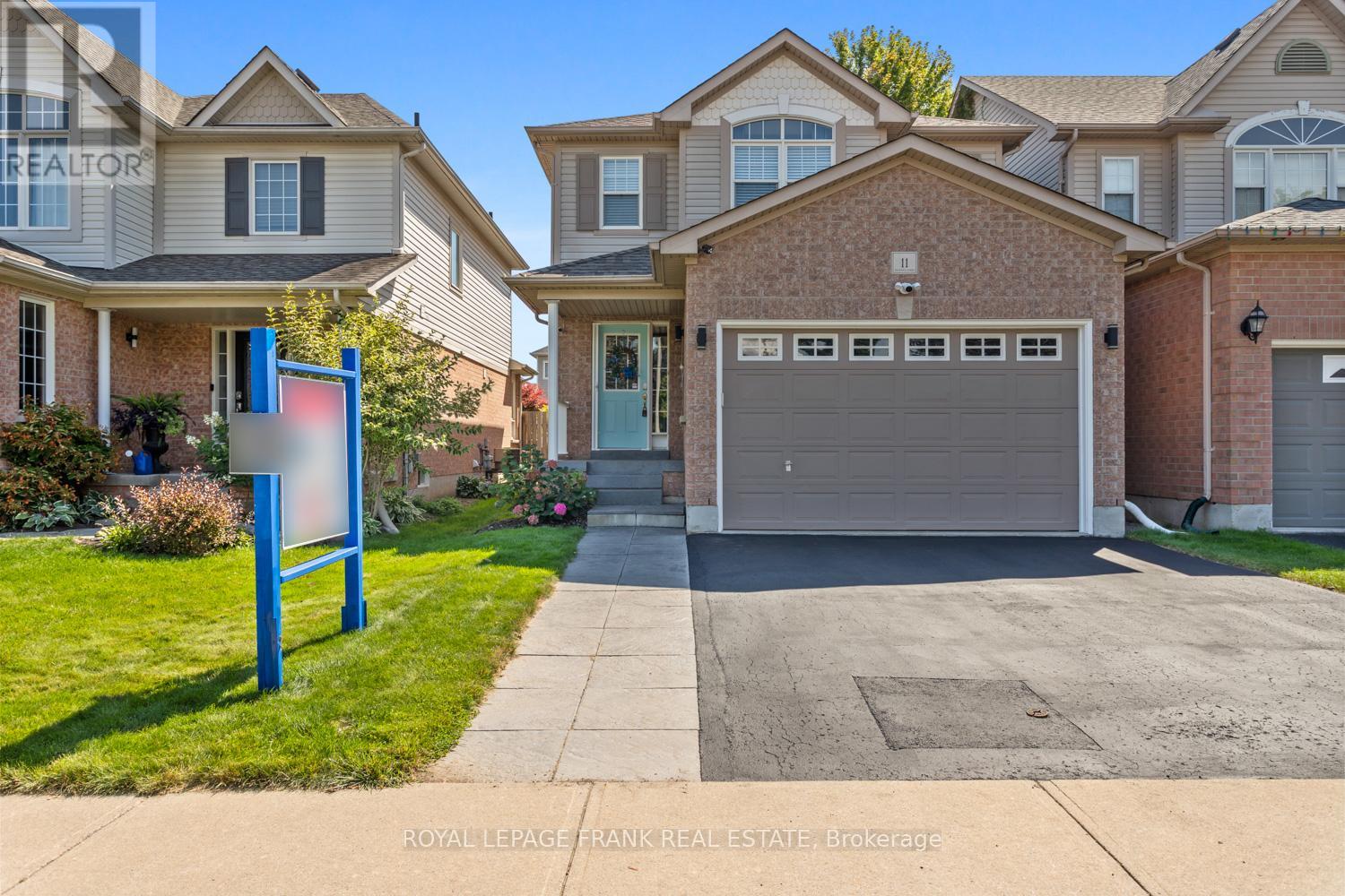 11 Staples Ave, Clarington, ON L1E 3H1