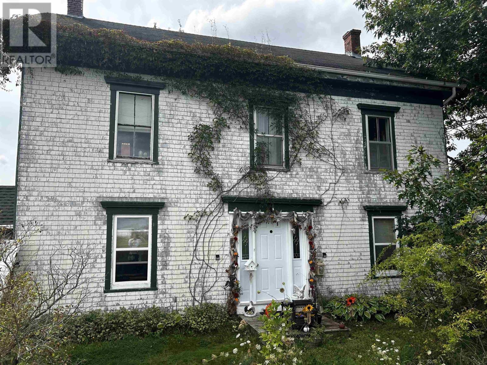 8894 Highway 215, Maitland, NS B0N 1T0