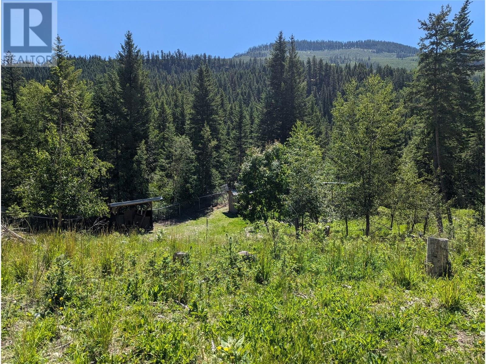 7160 China Valley Rd, Chase, BC V0E 1W1