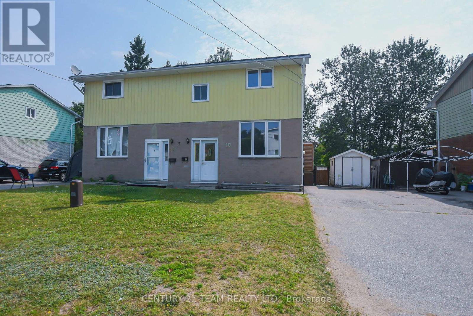 10 Sovereign Dr, North Bay, ON P1A 3S5