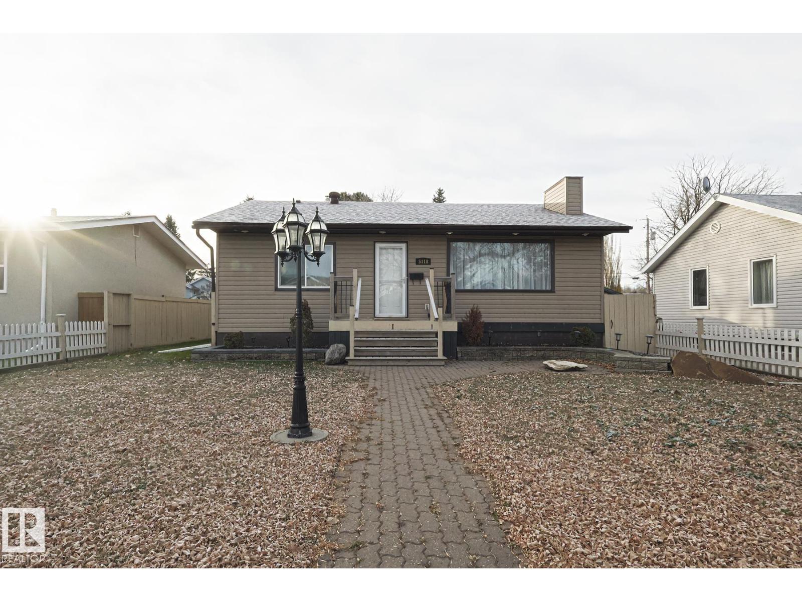 50 Av Unit 5118, Stony Plain, AB T7Z 1C3