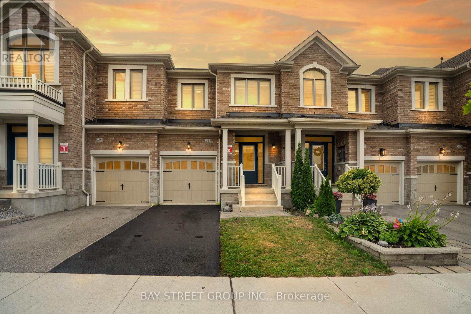 2487 Hibiscus Dr, Pickering, ON L1X 0G9