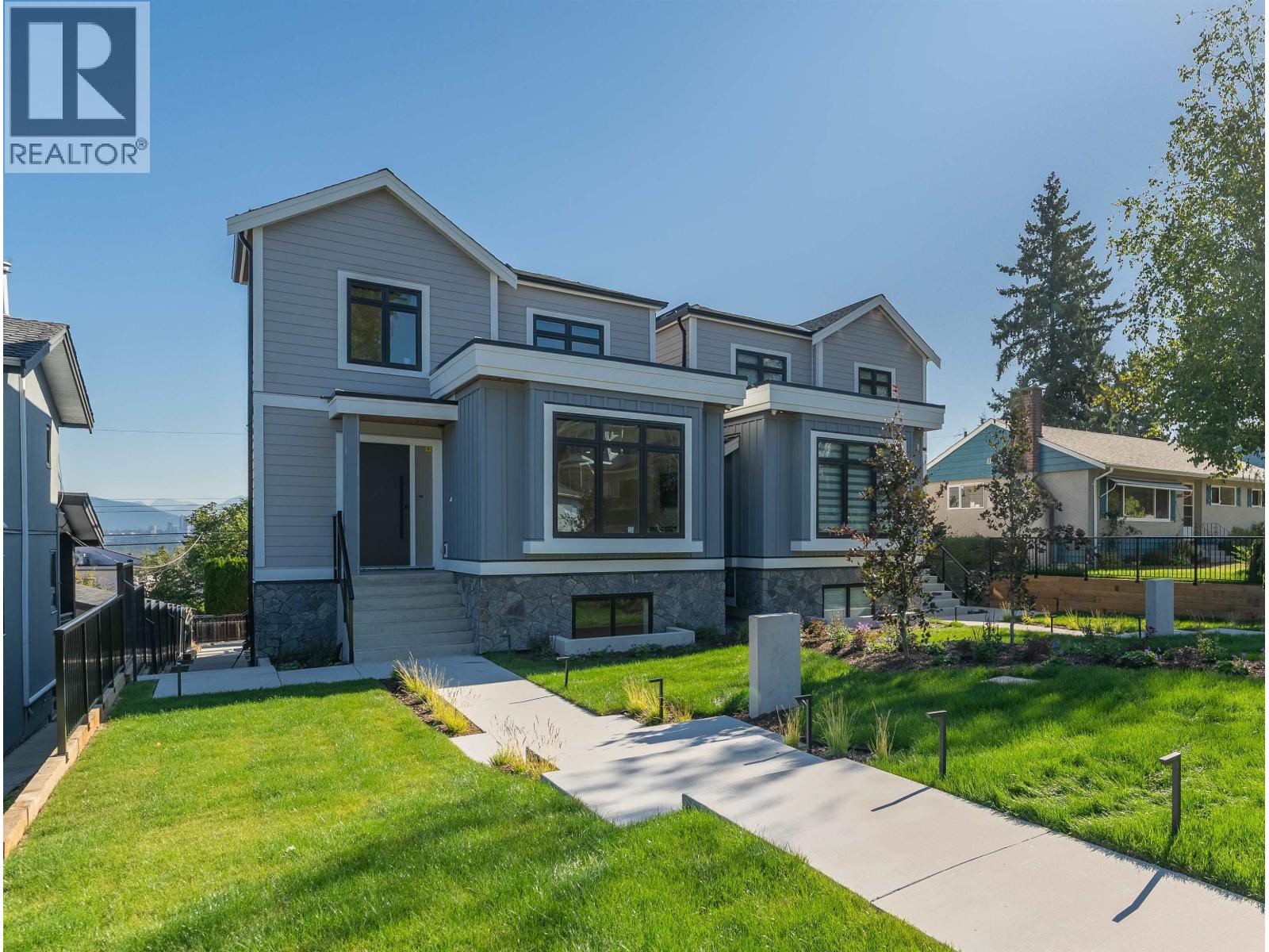 5852 Forglen Dr, Burnaby, BC V5H 3L3