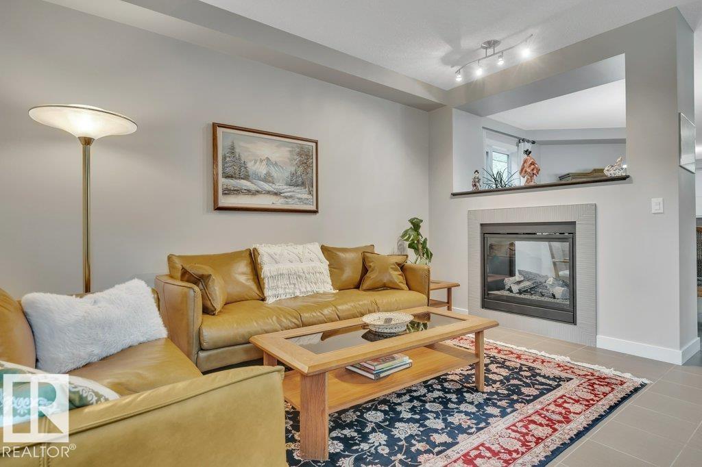 81 Av Nw Unit 10951, Edmonton, AB T5G 0S1