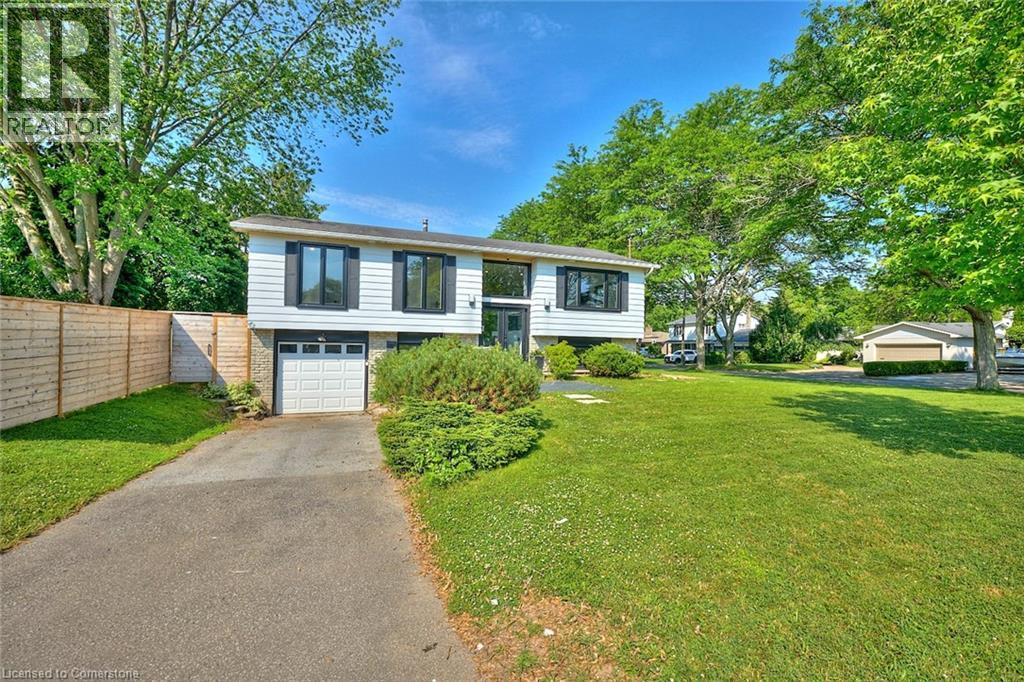 1 Samuel Ct, St. Catharines, ON L2M 6M1