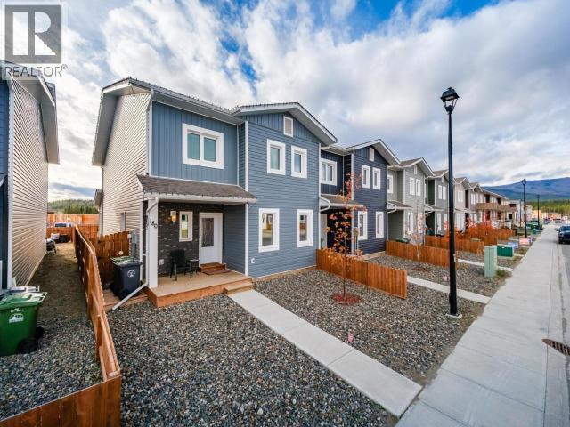 180 Witch Hazel Dr, Whitehorse, YT Y1A 0S9