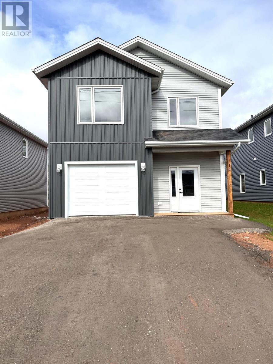 15 Emily Dr, Charlottetown, PE C1C 0Z3
