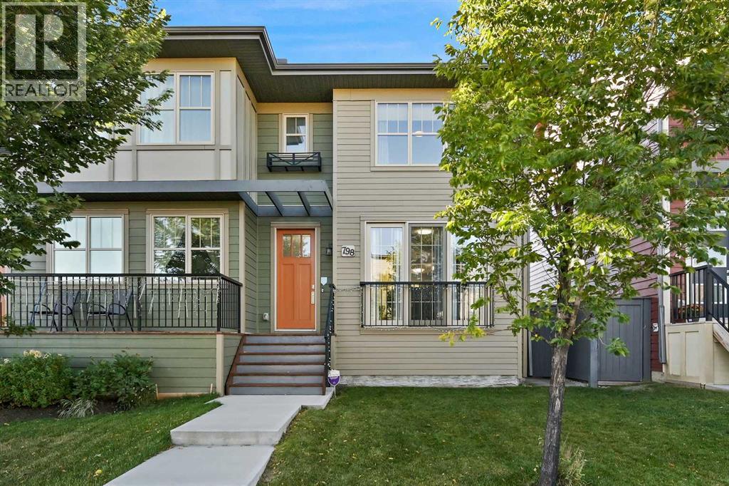798 Walden Dr SE, Calgary, AB T2X 2J3