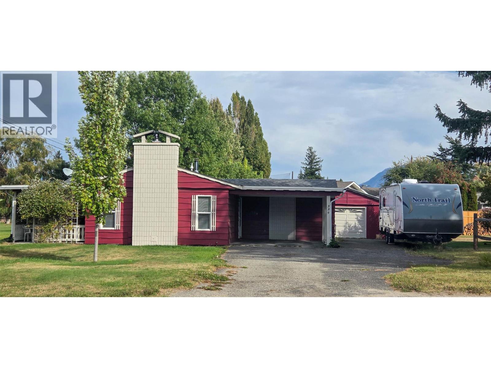 339 Birch St, Chase, BC V0E 1M0