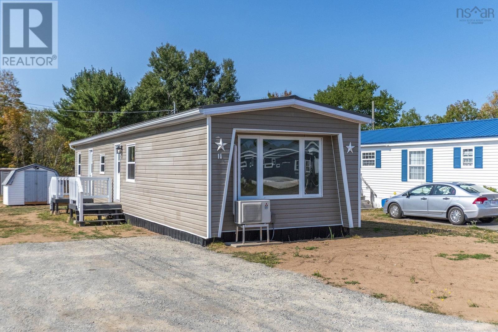 11 Beattie Dr, Berwick, NS B0P 1E0