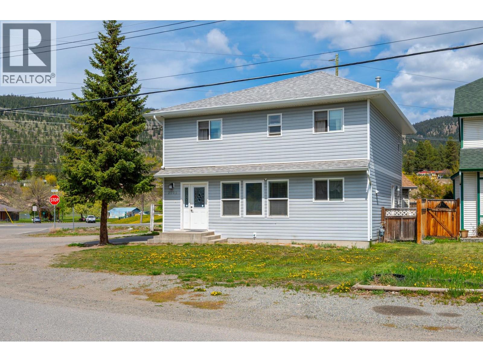 2101 Blackwell Ave, Merritt, BC V1K 1B8