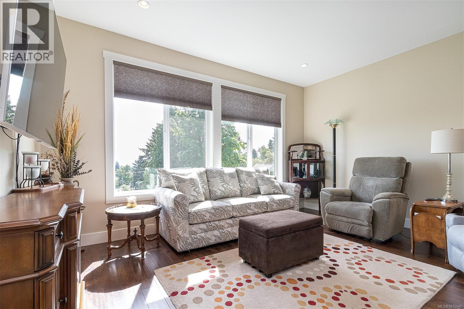9918 Victoria Rd, North Cowichan, BC V0R 1K2