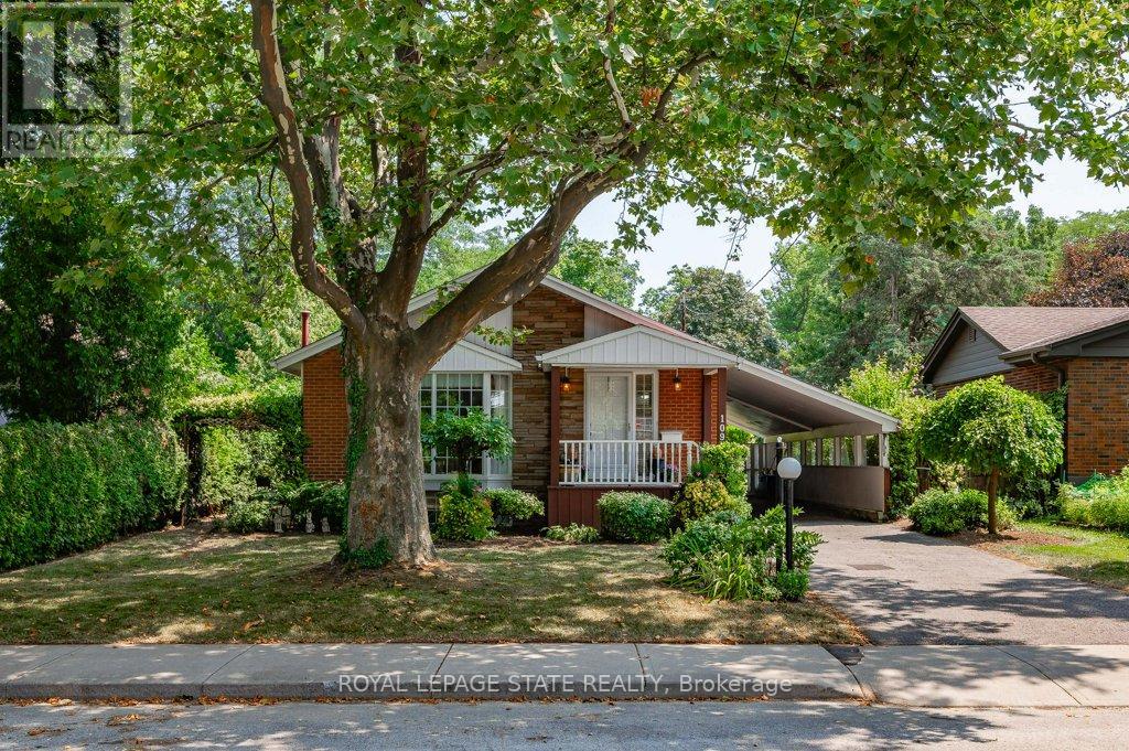 109 W 31st St, Hamilton, ON L9C 5E8
