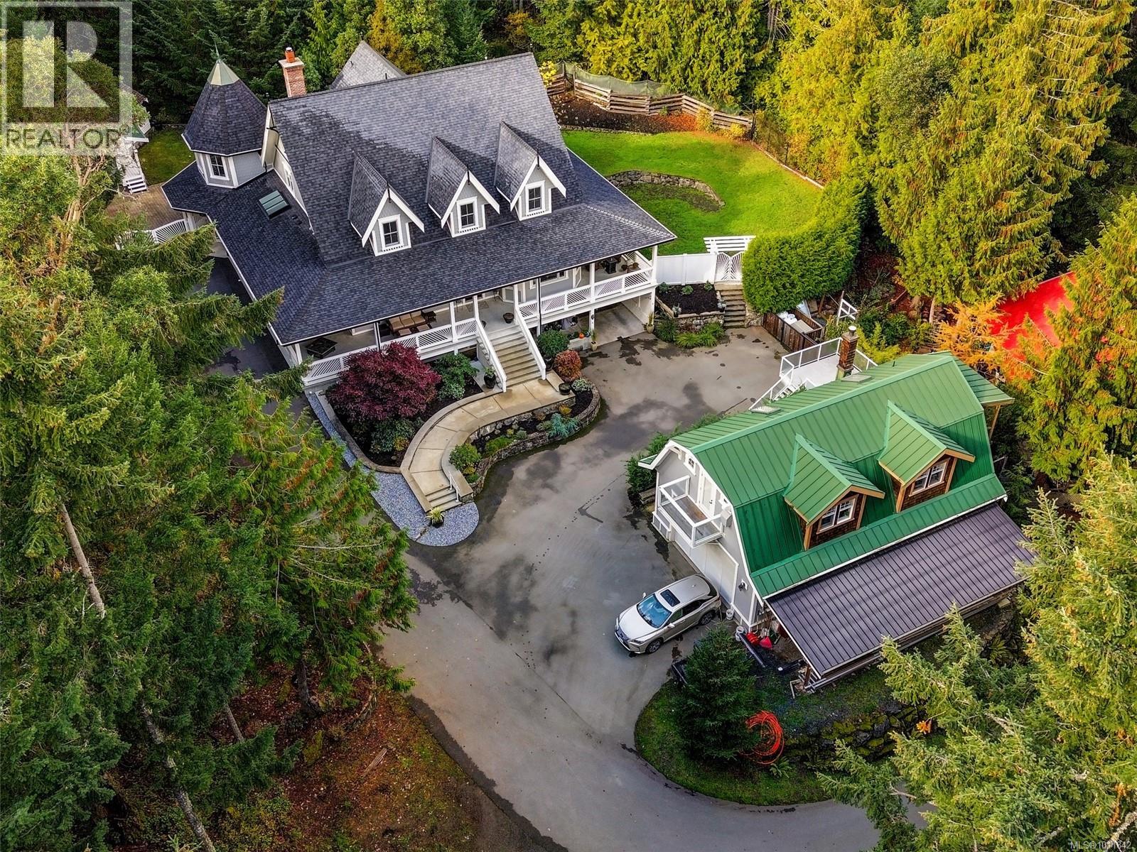 643 Southwood Dr, Highlands, BC V9B 6R9