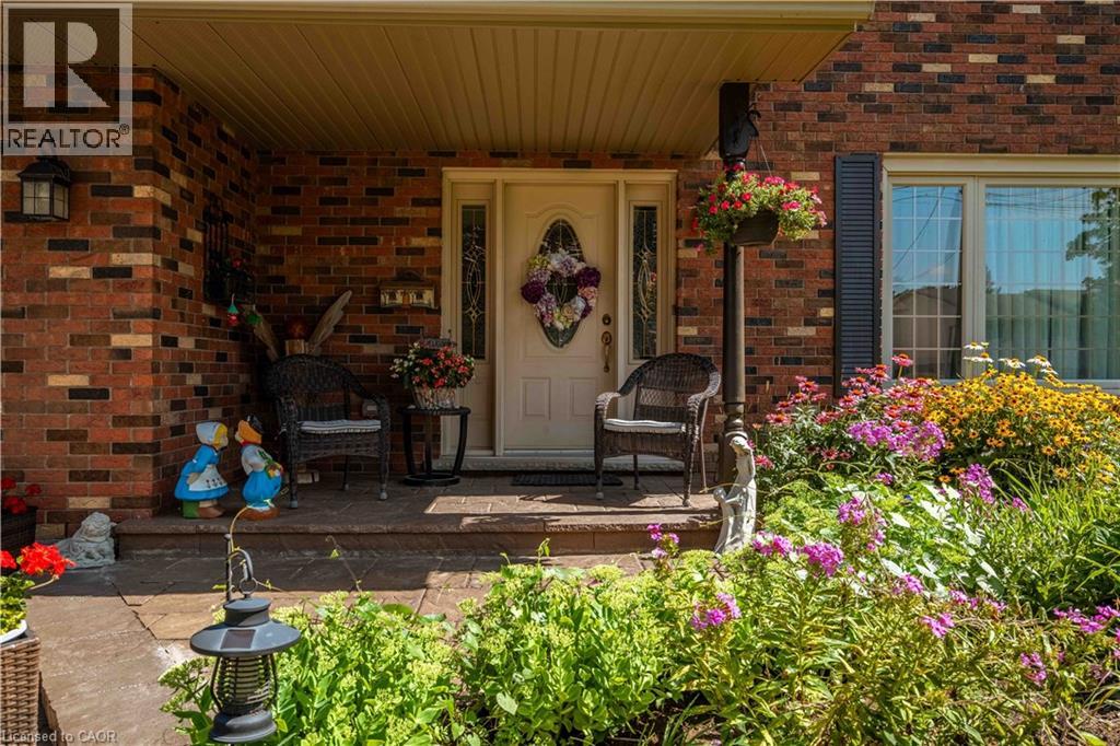 278 Morrison Dr, Caledonia, ON N3W 1A8