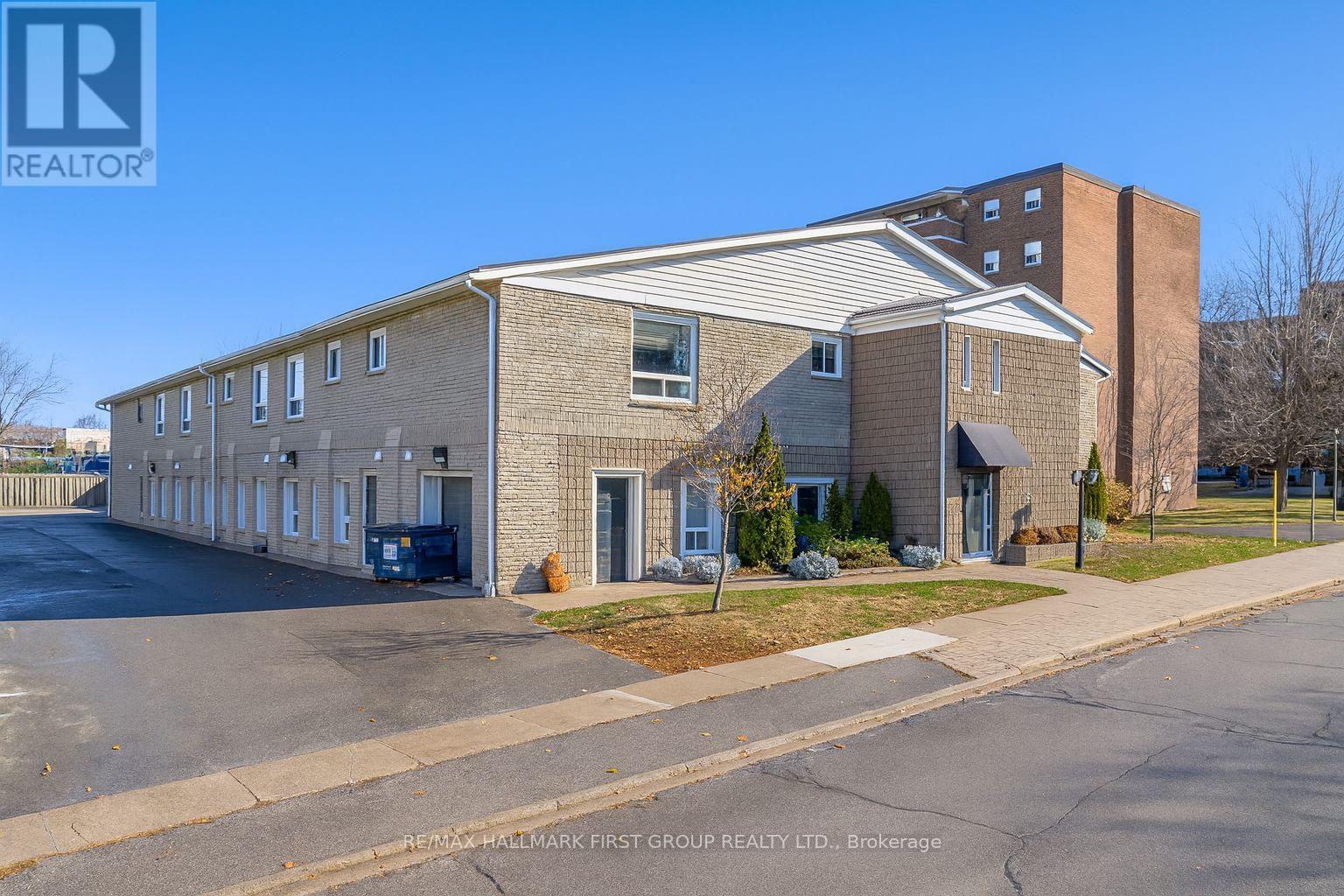 205 26 Spencer St E, Cobourg, ON K9A 1C2