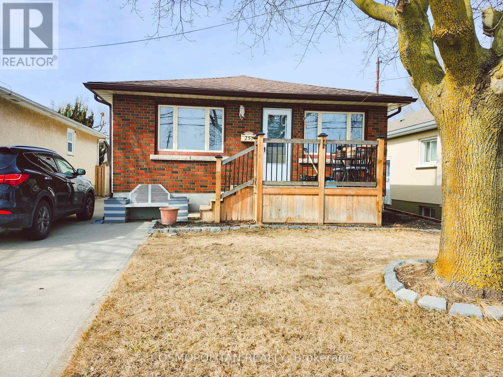 257 Grantham Ave, St. Catharines, ON L2M 4Z6