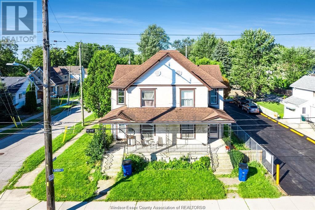 262 Queen St, Chatham-Kent, ON N7M 2H3