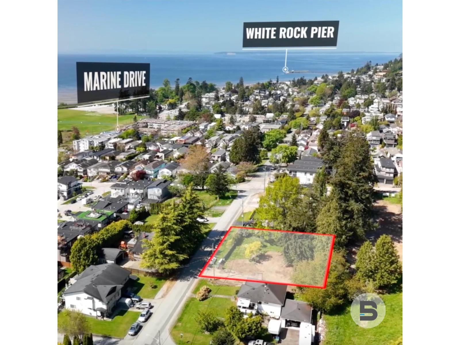 16045 9 Avenue #2, Surrey, BC V4A 1A5