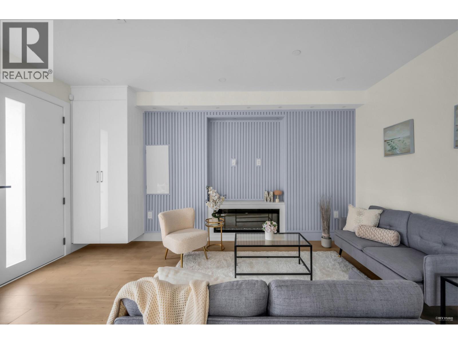 2512 E 22 Avenue Unit 2, Vancouver, BC V5M 2X5