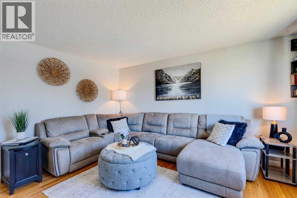 22 Street Se Unit 7630 #a, Calgary, AB T2C 1Y7