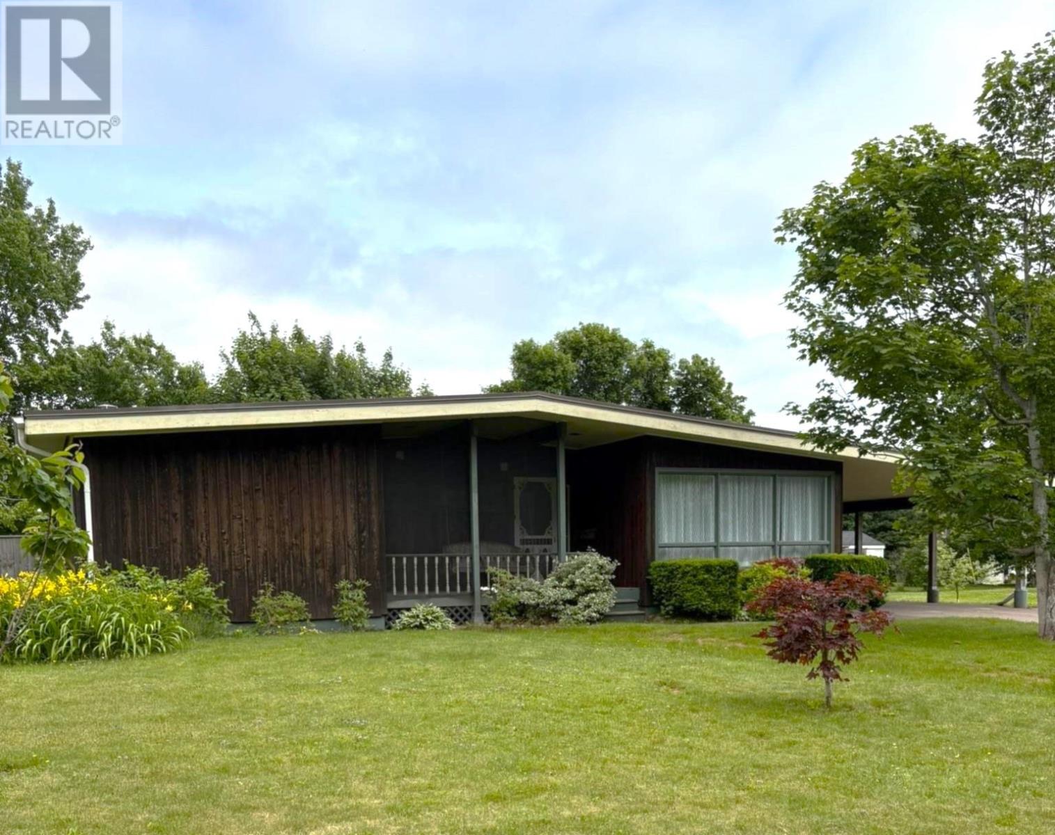 35 Birchwood Hts, Summerside, PE C1N 4C2