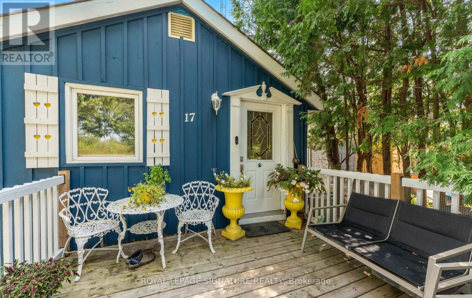 17 Mustard St, Uxbridge, ON L9P 1R2