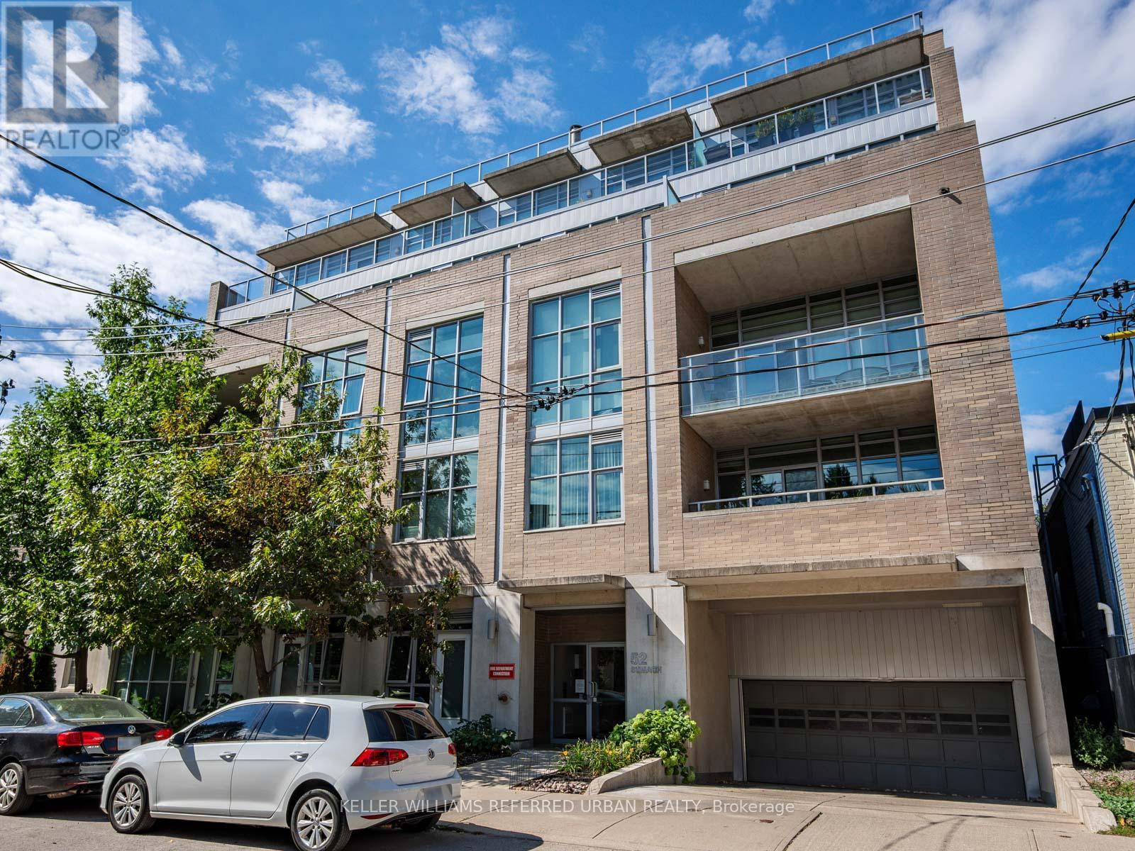 52 Sumach St Ph 504 St, Toronto, ON M5A 3J7