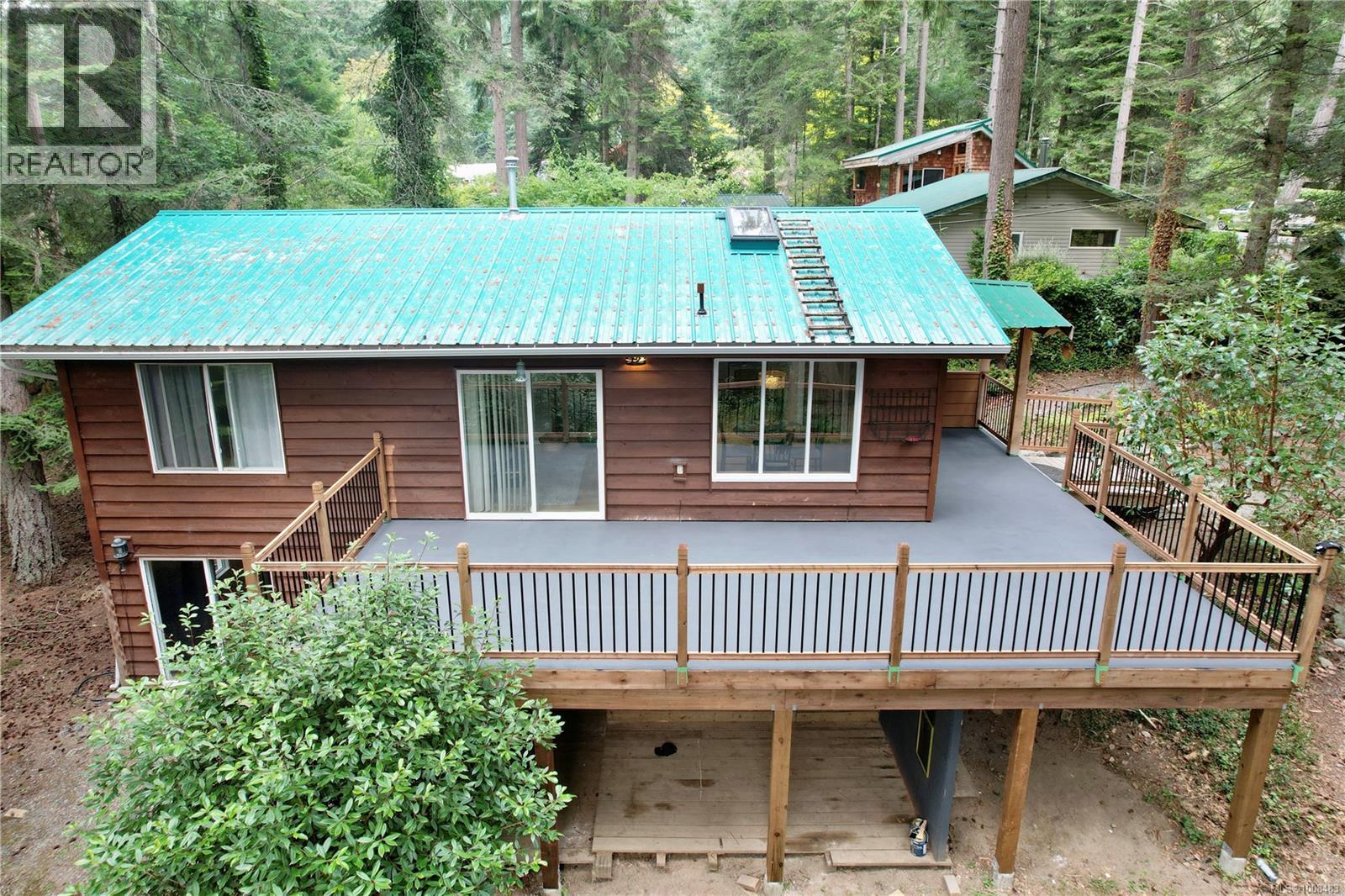 1831 Oyster Way, Gabriola Island, BC V0R 1X6