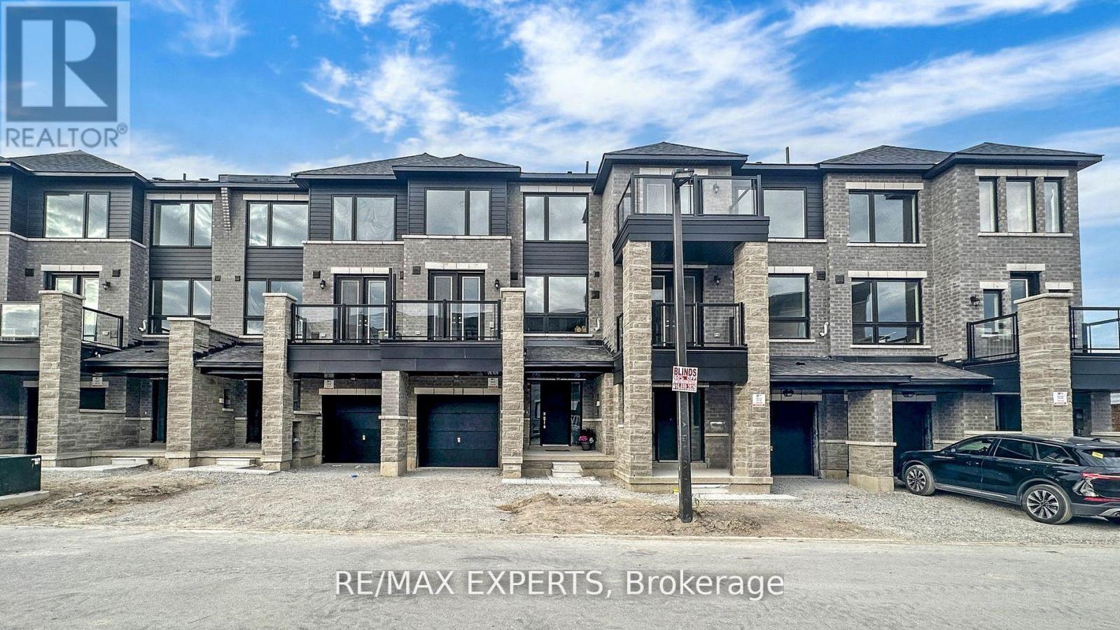 22 Spry Ln, Barrie, ON L9J 0N6
