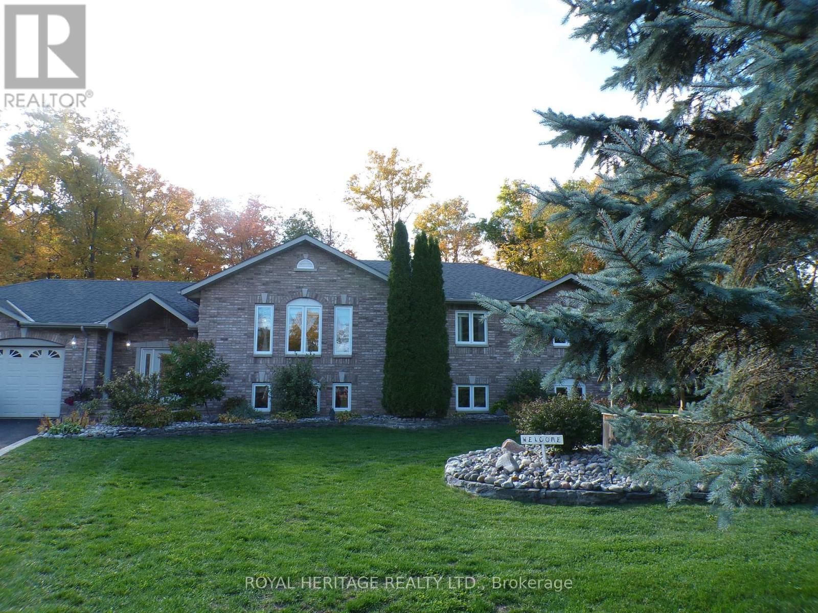 10 Vicari Rd, Brighton, ON K0K 1H0