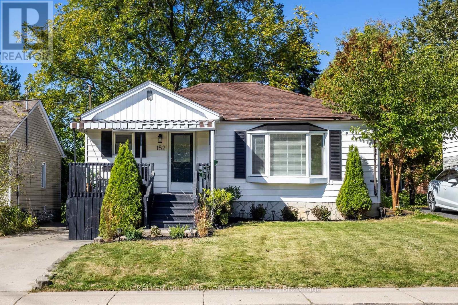 152 Stroud Rd, Hamilton, ON L8S 2A2