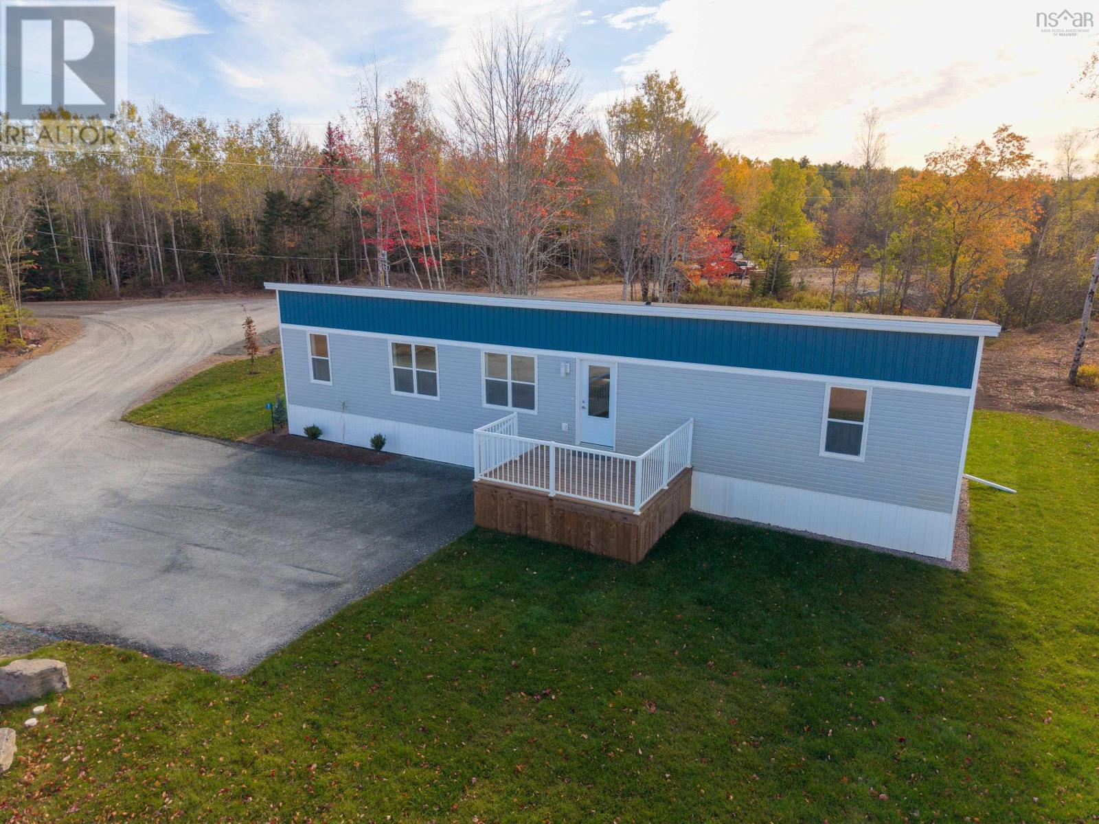2 Pebble Ln, West St. Andrews, NS B0N 2J0