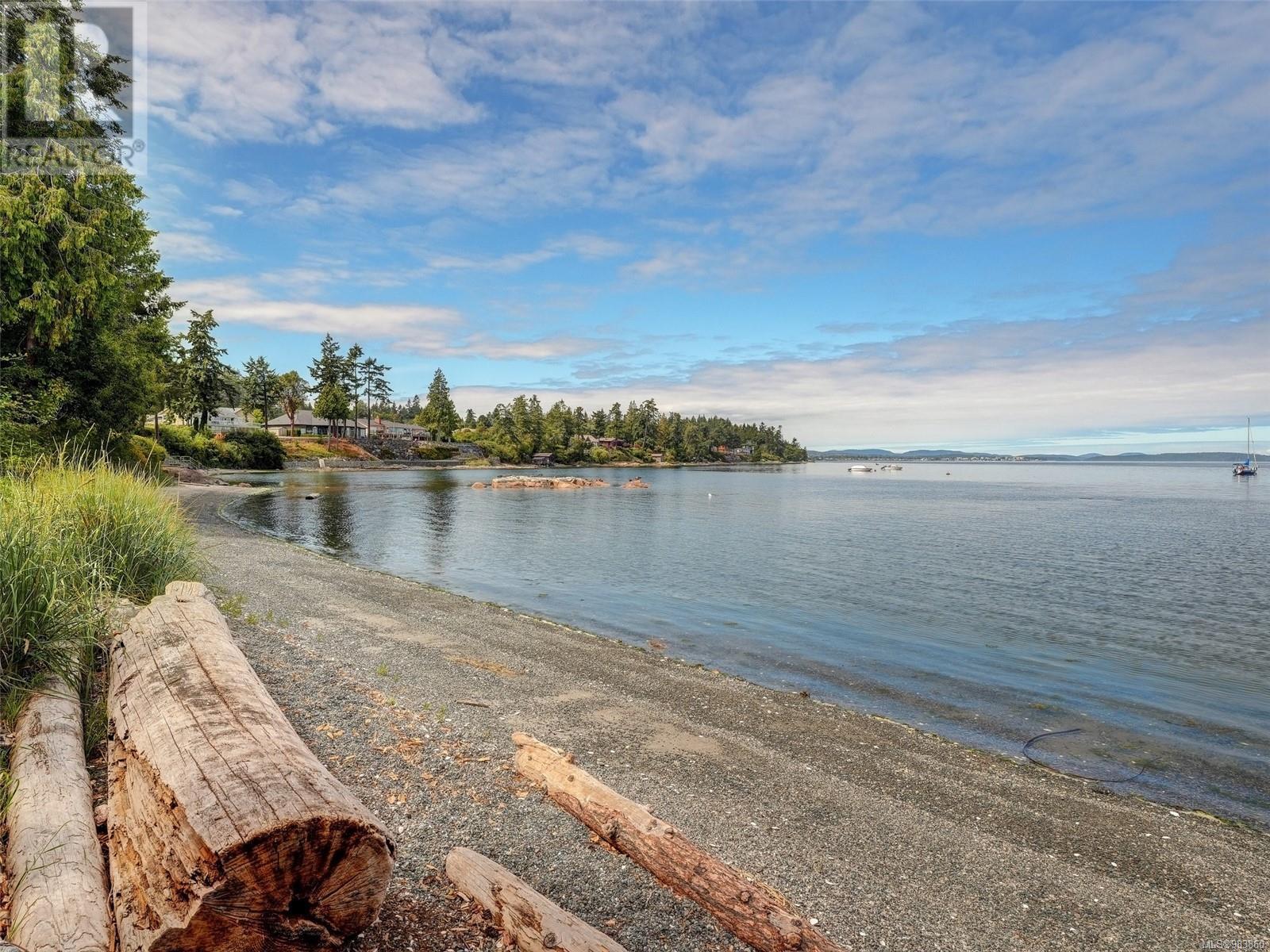 2606 James Island Rd, Central Saanich, BC V8M 1V4