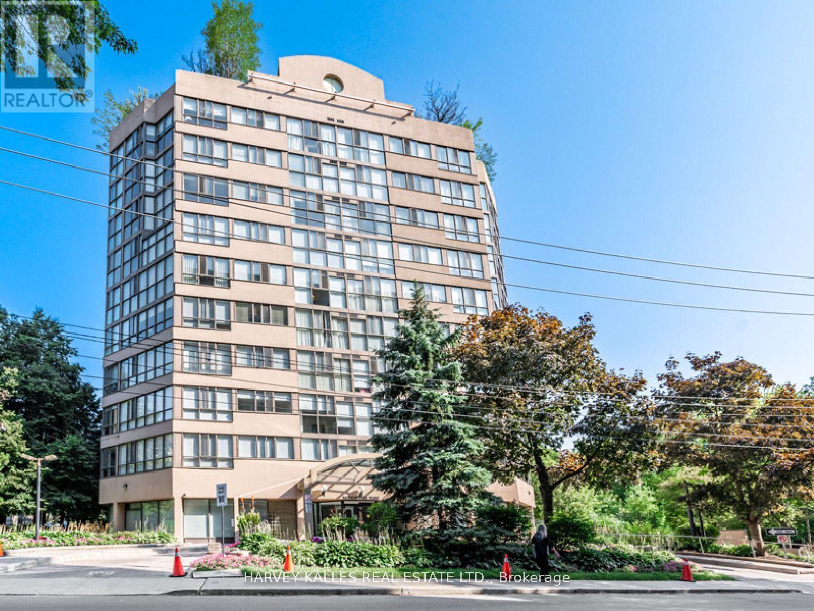 802 10 Tichester Rd, Toronto, ON M5P 3M4
