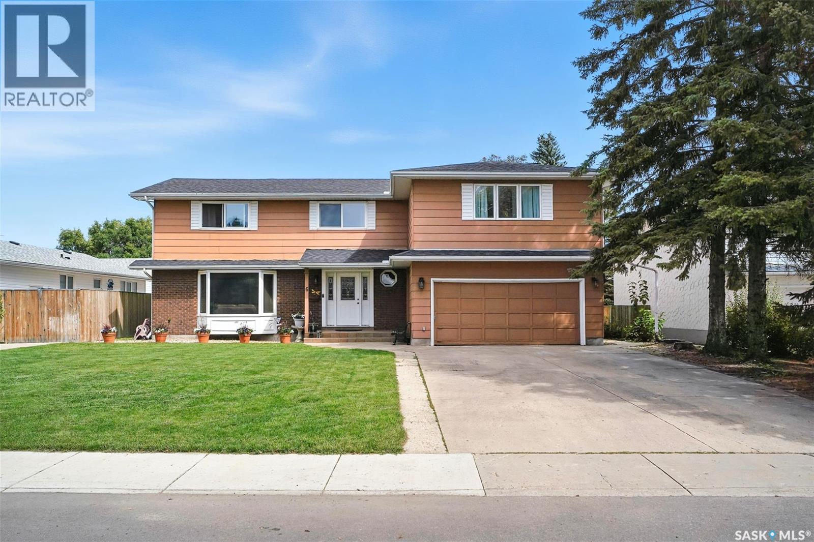 6 Capilano Dr, Saskatoon, SK S7K 4A5