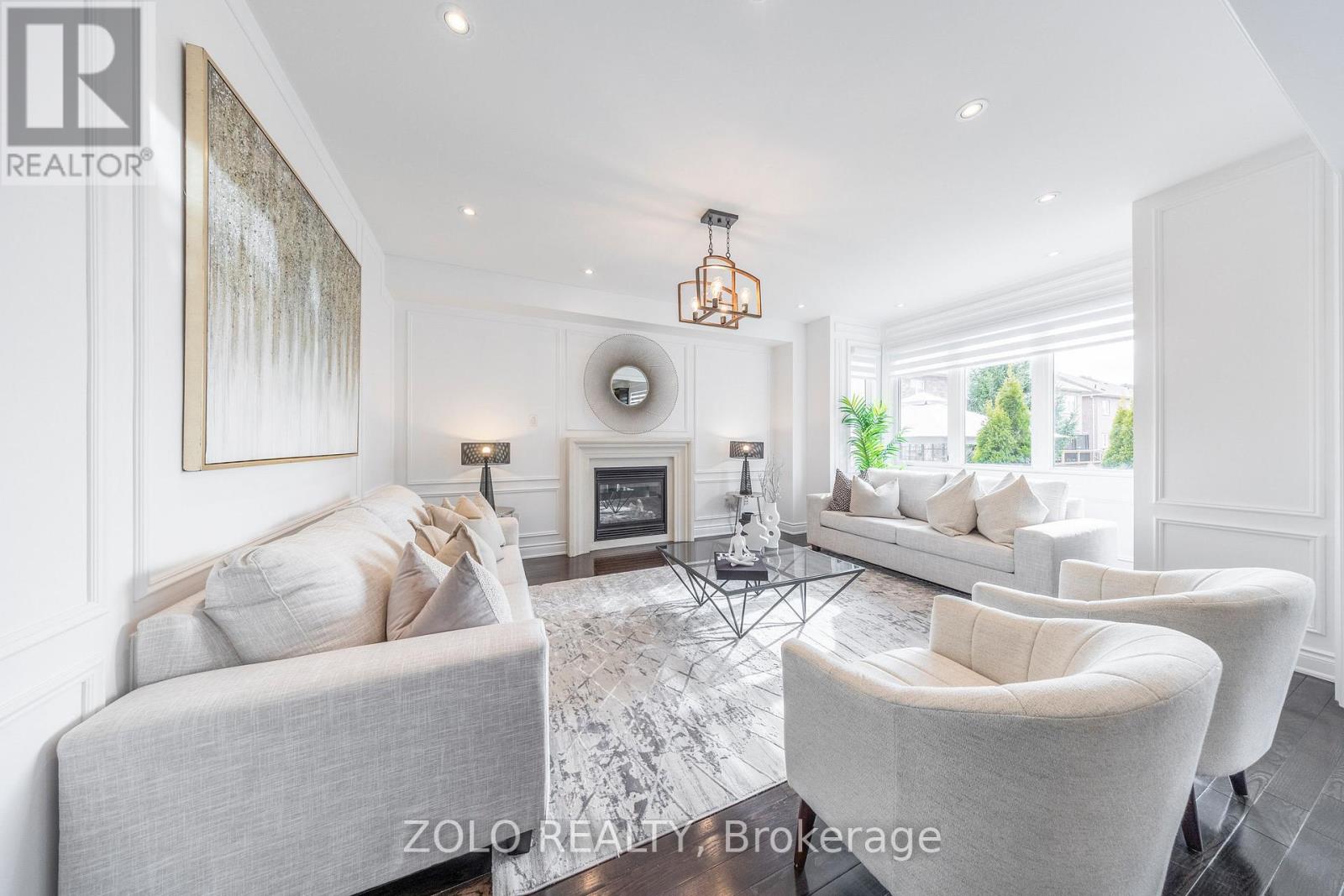 11 John Davis Gate, Whitchurch-Stouffville, ON L4A 0B6
